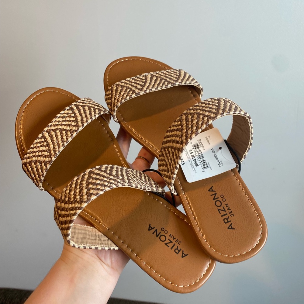 Arizona Gyles Sandals